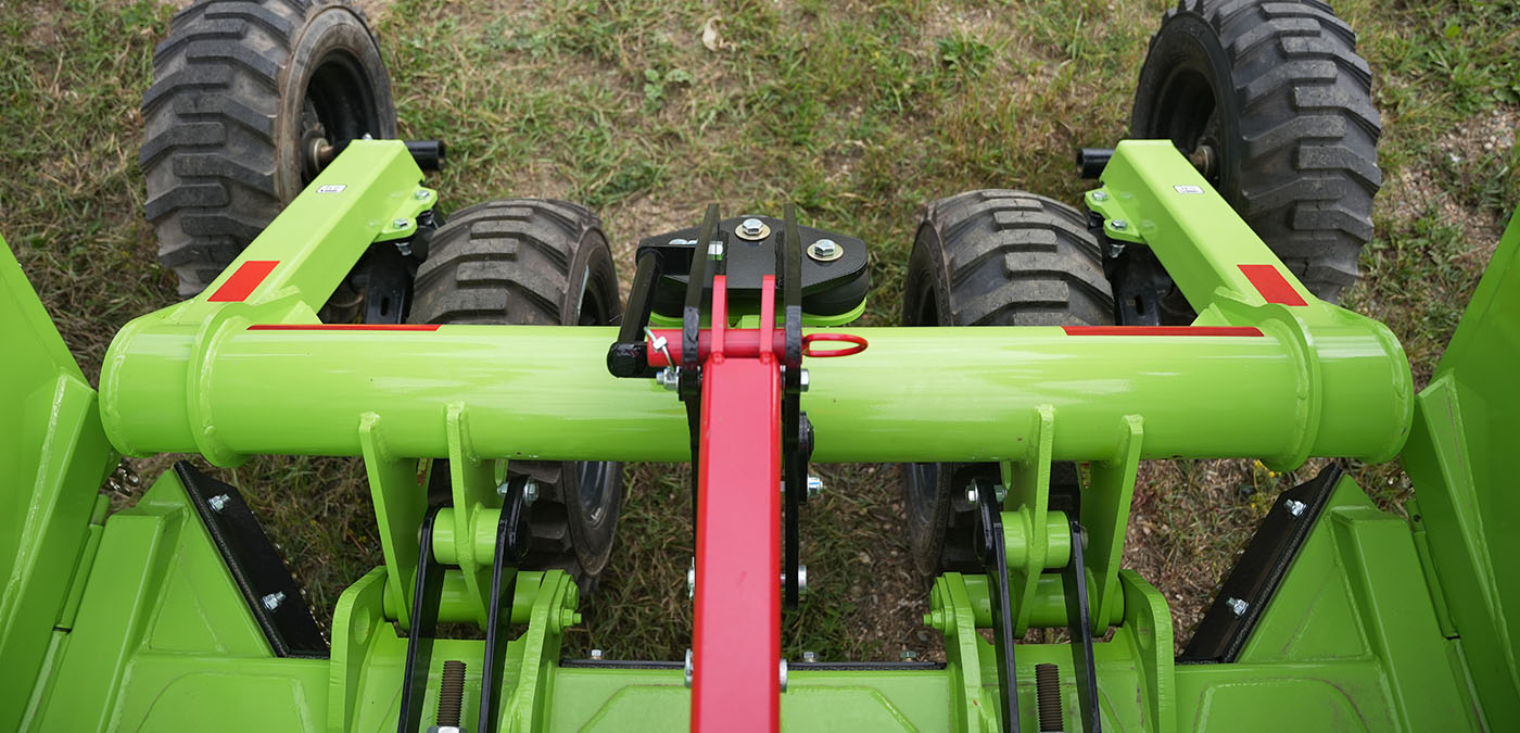 Schulte equipment frame showing how strong it is